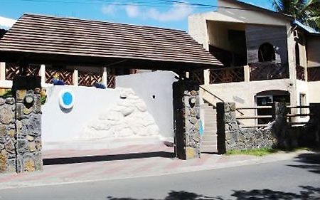 Le Grand Bleu Hotel Trou aux Biches Exterior photo