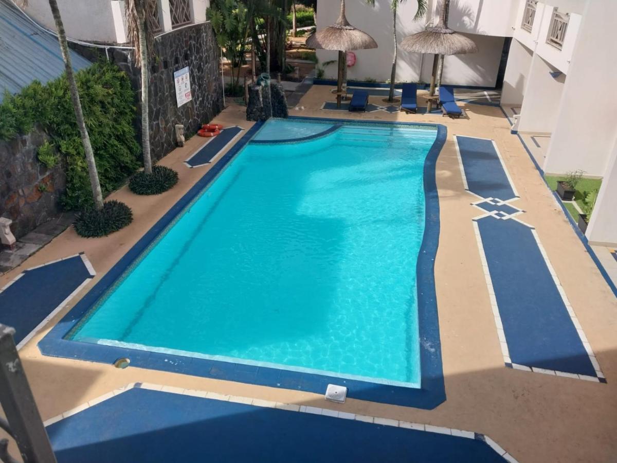 Le Grand Bleu Hotel Trou aux Biches Exterior photo