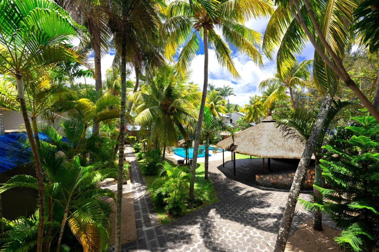 Le Grand Bleu Hotel Trou aux Biches Exterior photo